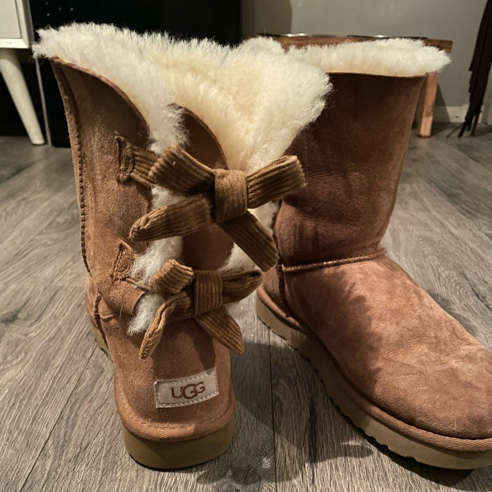 Womens uggs